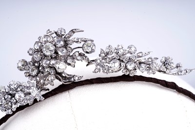 Lot 473 - A Victorian diamond tiara