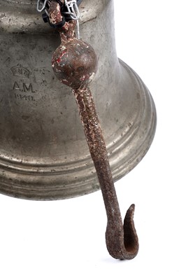 Lot 161 - A Second World War Air Ministry scramble bell