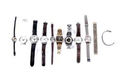 Lot 624 - A collection of wristwatches
