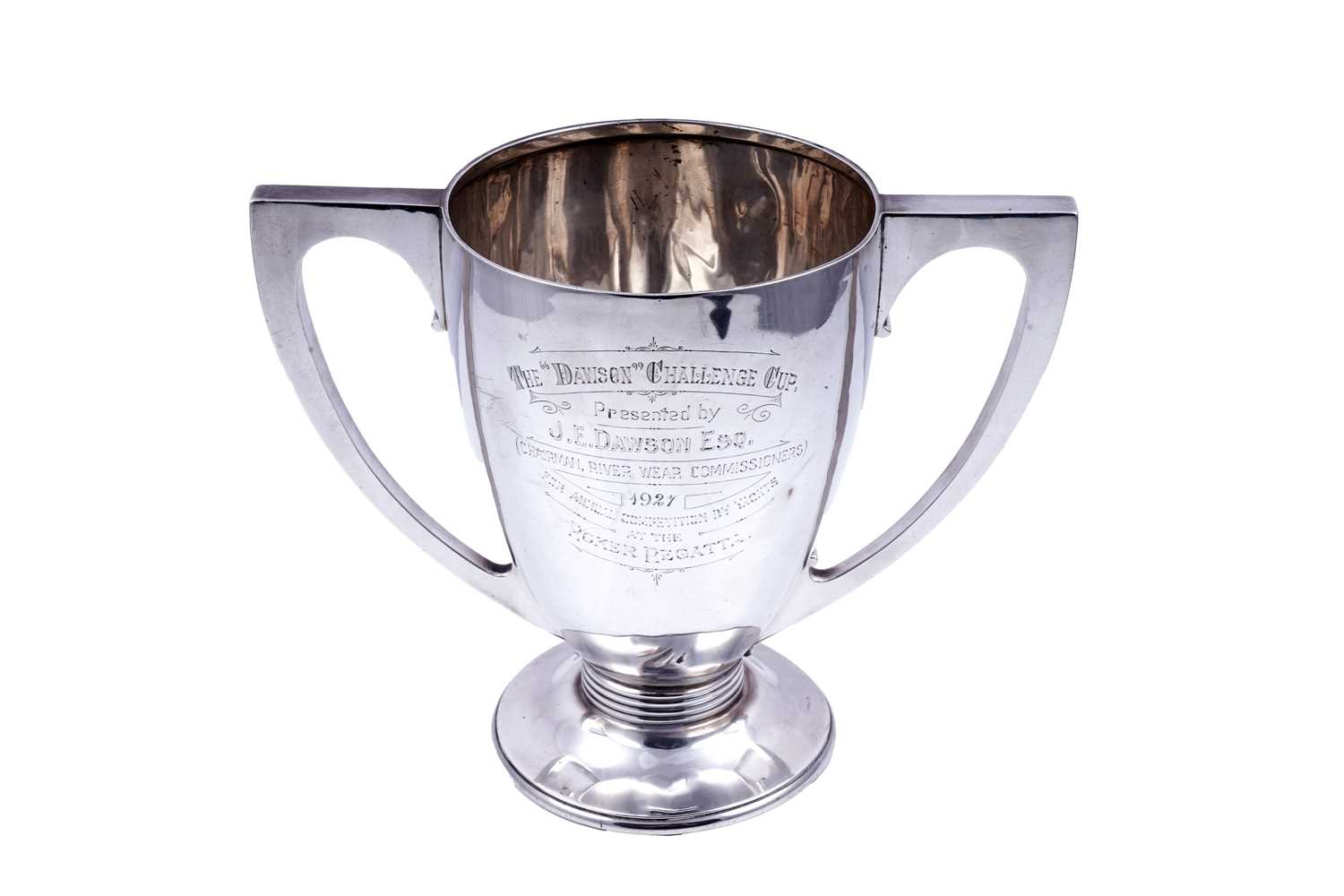 Lot 204 - A George V silver trophy cup