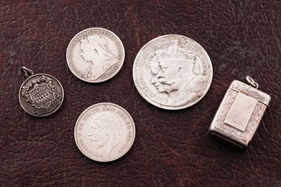 Lot 349 - Silver coins and medallions
