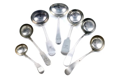 Lot 280 - A group of seven various sauce and other small ladles
