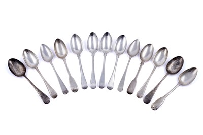 Lot 283 - A set of Victorian silver dessert spoons; and nine other various silver dessert spoons