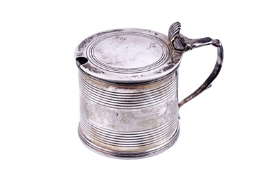 Lot 193 - A George III silver mustard pot