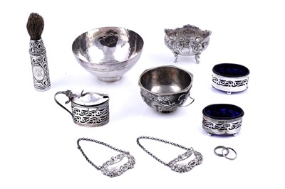 Lot 321 - A mixed lot