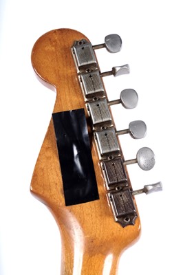 Lot 74 - A 1962 Fender Stratocaster