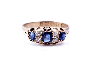 Lot 707 - A Victorian sapphire and diamond ring