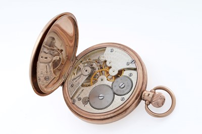 Lot 632 - A 9ct yellow gold cased hunter pocket watch