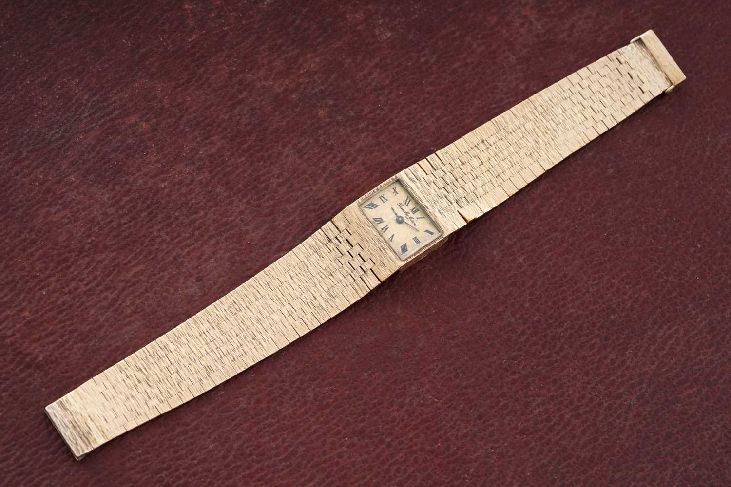 Lot 630 - Bueche-Girod: a lady's 9ct yellow gold wristwatch