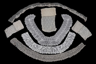 Lot 491 - 18th Century lace quilles and dress flounces | Lady Grey