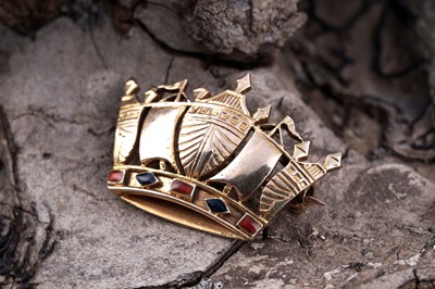 Lot 31 - A 20th Century Royal Navy sweetheart brooch