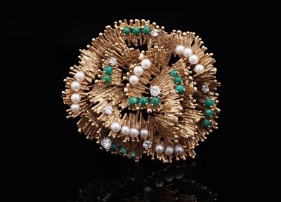 Lot 472 - Hooper Bolton: a turquoise, cultured pearl and diamond brooch