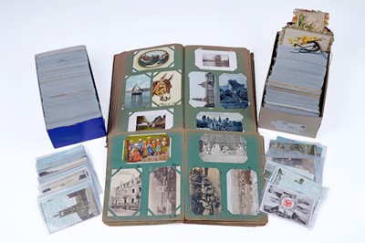 Lot 605 - A large quantity of mainly early 20th Century postcards