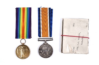 Lot 390 - A pair of First World War general service medals