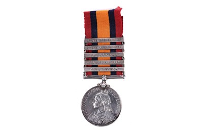 Lot 31 - Queen's South Africa medal
