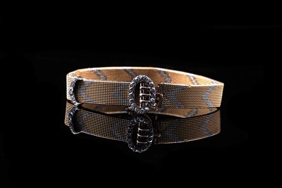 Lot 141 - A Victorian diamond garter pattern bracelet