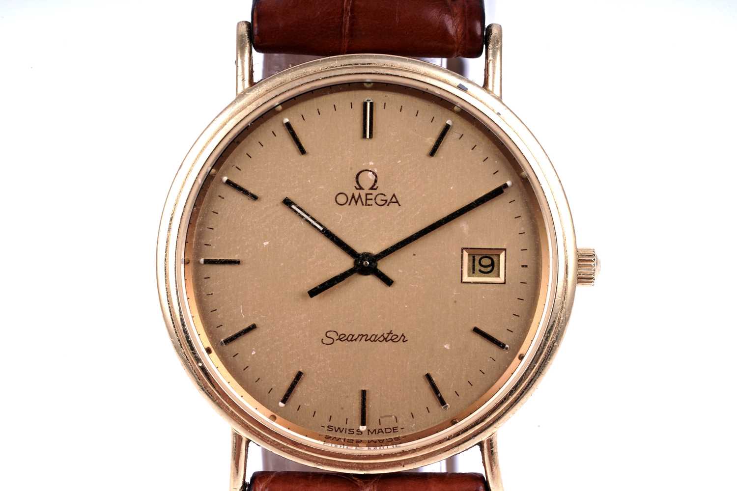 Lot 410 - Omega Seamaster: an 18ct yellow gold cased quartz wristwatch
