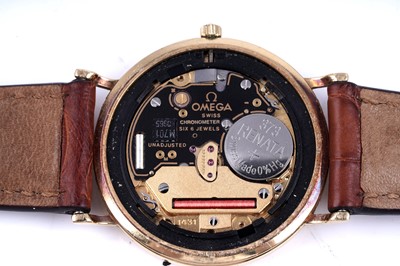 Lot 410 - Omega Seamaster: an 18ct yellow gold cased quartz wristwatch