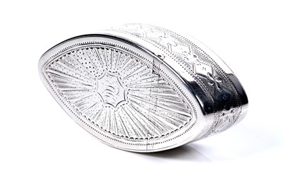 Lot 103 - A George III Irish silver snuff box by James Kennedy, Dublin 1795