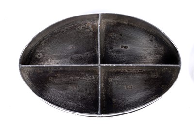 Lot 291 - A rare George III Irish silver surgeon’s box by James Kennedy, Dublin c.1799
