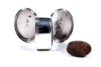 Lot 118 - A rare George III Irish silver nutmeg grater by Abraham Tuppy, Dublin c.1790