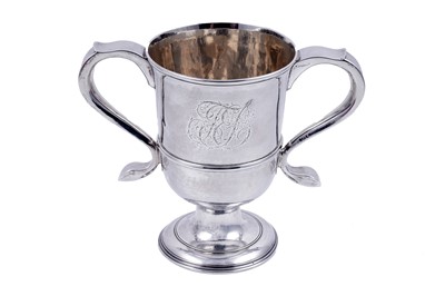 Lot 226 - A George III provincial silver two-handled cup
