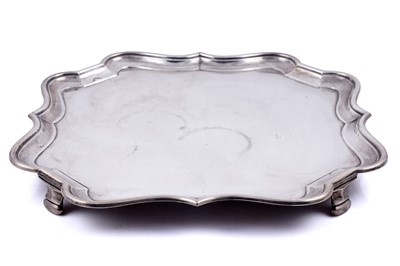 Lot 224 - An Edwardian silver salver by the Goldsmiths & Silversmith Co Ltd, London 1902