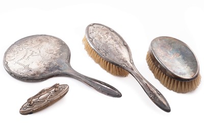 Lot 448 - An early 20th Century lady's silver brush and mirror set | 1913