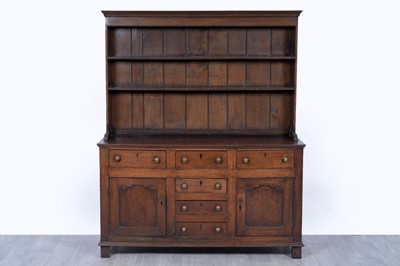 Lot 41 - A Georgian oak dresser