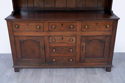 Lot 41 - A Georgian oak dresser