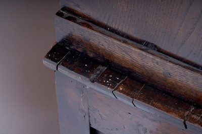 Lot 41 - A Georgian oak dresser