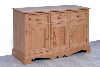 Lot 15 - A 20th Century stripped pine sideboard
