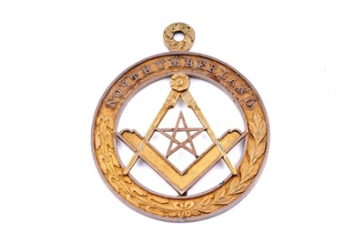 Lot 457 - The Lord and Lady Mayor of Newcastle 9ct gold evening jewels