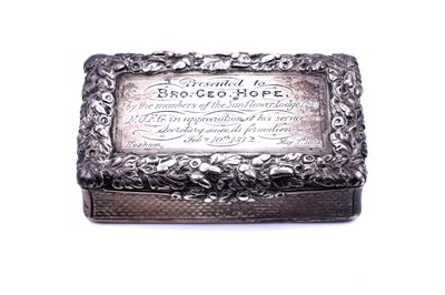 Lot 225 - A Victorian silver snuff box
