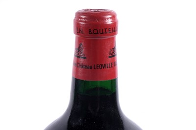 Lot 607 - Grand Vin de Leoville Saint-Julien 1982, 500cl