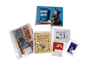 Lot 401 - Children’s comics reader clubs’ ephemera and badges