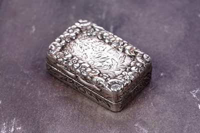 Lot 42 - A rare George IV Scottish silver vinaigrette, Edinburgh 1820