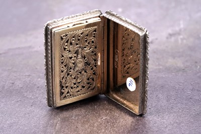 Lot 33 - A William IV silver castletop vinaigrette by Gervaise Wheeler, Birmingham 1836