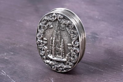 Lot 53 - A Victorian silver castletop vinaigrette by William and Edward Turnpenny, Birmingham 1845
