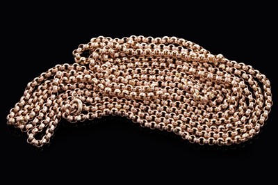Lot 666 - A Victorian yellow gold muff chain