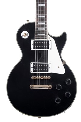 Lot 119 - A Les Paul Custom style guitar