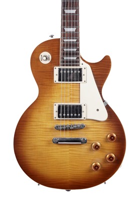 Lot 152 - An Epiphone Les Paul Standard