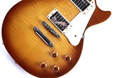 Lot 152 - An Epiphone Les Paul Standard