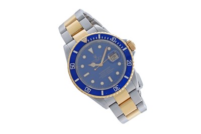 Lot 607 - Rolex Oyster Perpetual Submariner: a bi-metal chronometer wristwatch