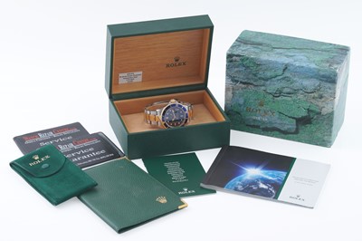 Lot 607 - Rolex Oyster Perpetual Submariner: a bi-metal chronometer wristwatch