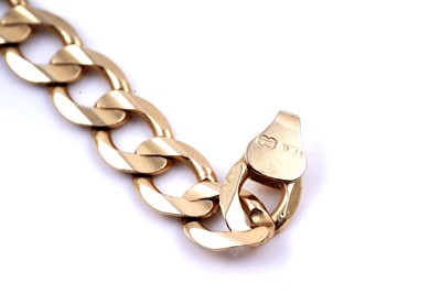 Lot 92 - A modern 18ct gold flat curb-link necklace