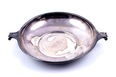 Lot 131 - A George V shallow silver dish