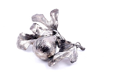 Lot 361 - A modern Italian silver table decoration in the form of a fig on a leafy twig