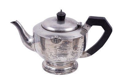 Lot 199 - A George V art deco three-piece silver teaset