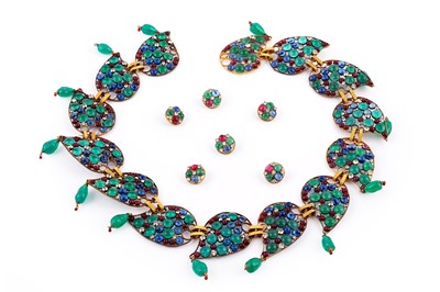 Lot 374 - Attributed to Chanel: A mid-20th Century Moghul style pâte de verre belt and buttons